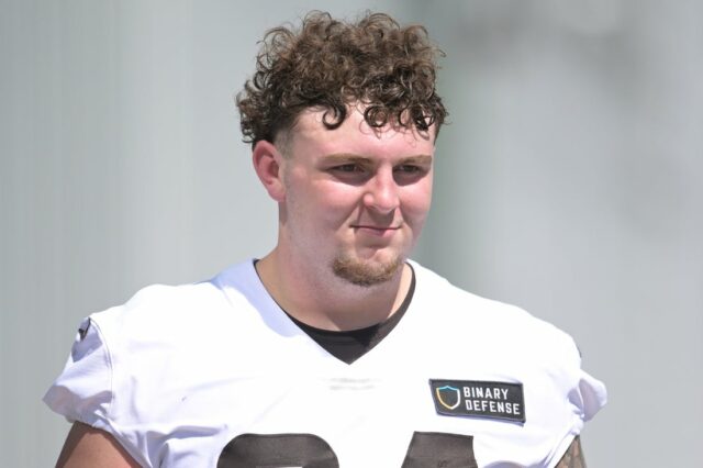 NFL: Cleveland Brows Crooks Minicamp