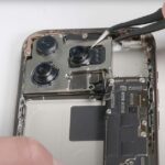 Segundo relatos, a Samsung trabalha em um sensor de câmera em camadas de 3 para iPhone | Formulário de câmera Pro MAX existente IPhone 16 mostrou
