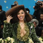 Cardi B atinge o marido separado compensado, enquanto novas acusações aparecem nas redes sociais no meio do divórcio