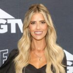 Christina Hall Novo namorado Christopher Larocca aparece em flip