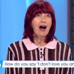 Coleen Nolan deixa um painel e público feminino gratuitos em um estúdio de formatura na respiração com uma atração muito pessoal em Janet Street Porter - como Charlene White forçou a entrar