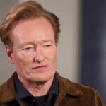Conan O'Brien ao navegar pela dor após um 'funeral duplo' inesperado quando seus pais morreram com 3 dias de intervalo