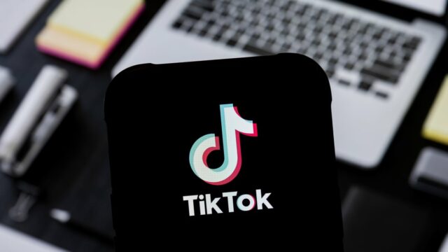 Consulte os 10 melhores. Top 10 usuários do Tiktok.




