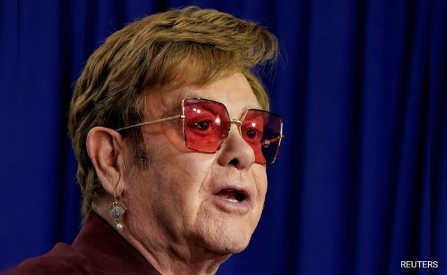 "Criminal": Elton John perdoa os planos do governo de direitos autorais do governo do governo

