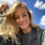 Jade Damarell (foto), 32 anos de céu que alcançou mais de 400 saltos, morreu imediatamente depois de acertar o chão em um salto em Durham no domingo. Relatórios iniciais assumiram que a morte de Jade foi um acidente trágico. No entanto, o Skyhigh Skydiving emitiu uma declaração afirmando que sua morte suspeitava que era um