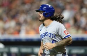 Duas primeiras revoltas polvilham Royal para ganhar -em Astros MLB: Kansas City Royals em Houston Astros