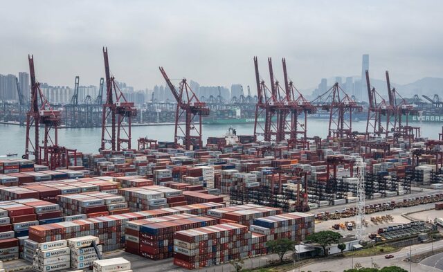 EUA e China correspondem à parada das tarifas no retorno principal da guerra comercial

