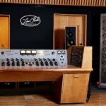 Este raro museu de gravação prática destaca o legado sônico da guitarra Les Paul