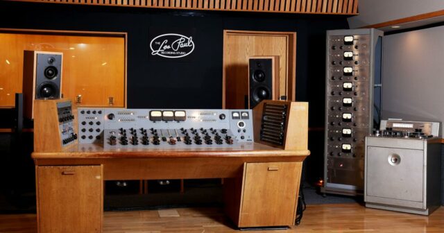 Este raro museu de gravação prática destaca o legado sônico da guitarra Les Paul

