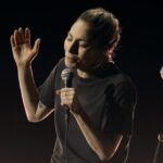 Estoque de bomba de frustração da polícia em uma mega concerto Lady Gaga no Brasil, 2 presos