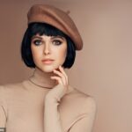 O objetivo das mulheres francesas é sempre parecer descanso, brilhante e sem esforço - nunca cumprido ou congelado