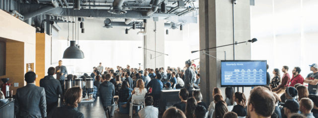 FinTech Bench deita-se enquanto outros funcionários continuam trabalhando mensagens mensais




