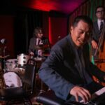 Fremont Jazz Pianist transforma um recital escolar em um concerto épico