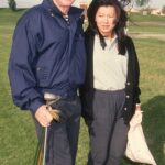 Gene Hackman (95 anos) e sua esposa Betsy Arakawa (65 anos) estão enterrados em uma terra não marcada à beira de Santa Fe, o Daily Mail pode revelar