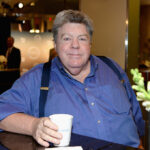 George Wendt morre em 76; O ator interpretou os fãs das normas favoritas de Peterson em 'Living'