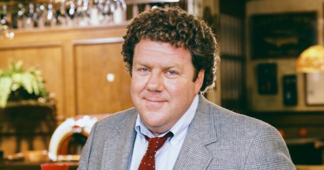 George Wendt, que jogou Norma em 'Cheers', morre aos 76 anos

