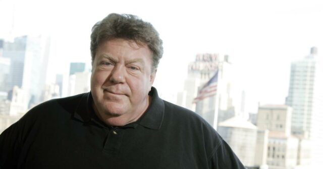 George Wendt, um ator indicado ao Emmy conhecido por jogar o padrão em 'Cheers', morre aos 76 anos

