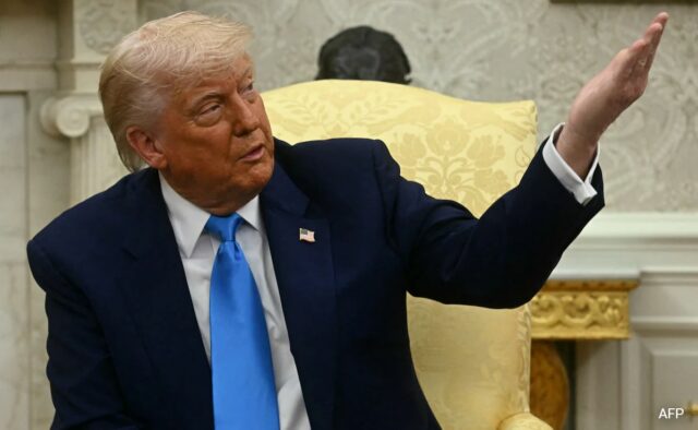 "Get Out Of Here": Trump bate um repórter através do "Get Out Of Here": Trump bate um repórter através do Qatari Jet Question
