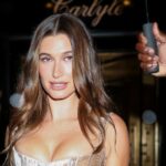 Hailey Bieber agora é um bilionário de beleza após a aquisição do 1B Rhode