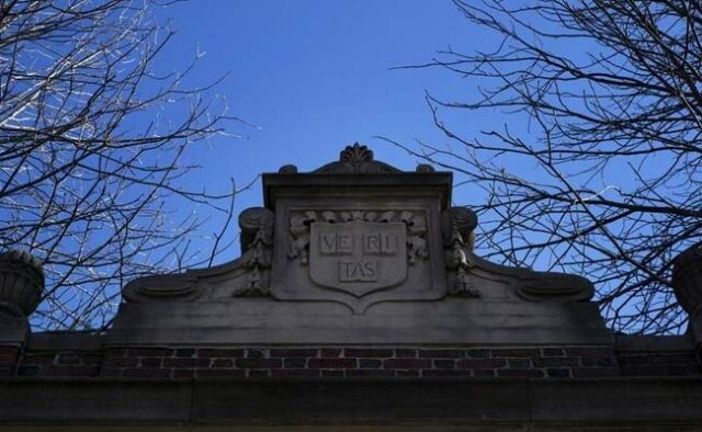 Hong Kong para abrir universidades para vários estudantes estrangeiros depois de proibir

