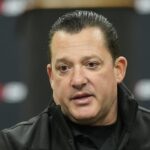 Horóscopos 20 de maio de 2025: Tony Stewart, você precisa de um Jack para acalmar seus nervos