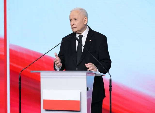 Jaroslaw Kaczynski reage a relatórios sobre o apartamento de Nawrocki. "Por favor, deixe este assunto"



