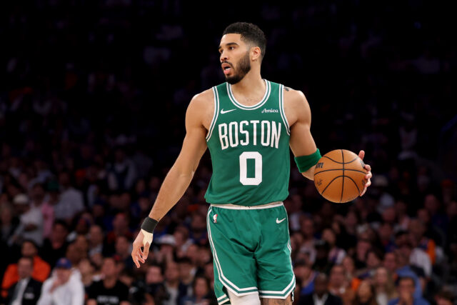 Jayson Tatum, do Celtics, recebe as grandes críticas, apesar da ferida de Aquiles

