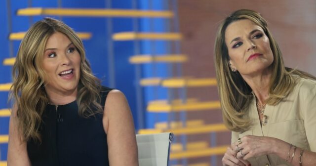 Jenna Bush Hager brinca Savannah é 'reprimida' para não dizer TDOYS-Jenna-Bush-Her e Savannah-Guthrie-Godmothers-to-Leather-Rotos-Kids-1.jpg