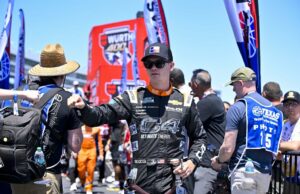 Jesse Love adiciona pelo menos mais duas corridas da série com RCR NASCAR: Wurth 400 GIFD por líquido