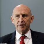 John Healey: homens e mulheres do serviço britânico deixam nossa nação orgulhosa. Em troca, nosso governo fará melhor