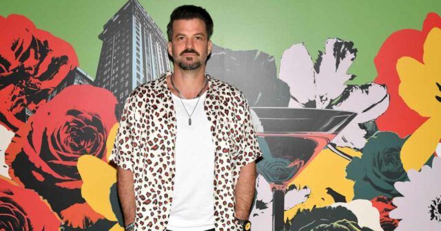 Johnny Bananas Bio