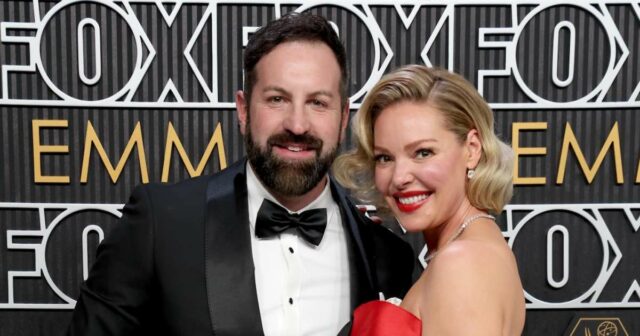 Katherine Heigl disse que se afastar do que se aproximou de Josh Kell



