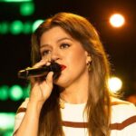 Kelly Clarkson afirma que as pessoas eram "mais cruéis" sobre a aparência de Kelly Clarkson ao longo de sua carreira