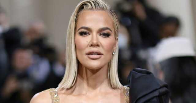 Khloe usava a cerejeira de biquíni de cerejeira, e essa seleção de US $ 28 prega a aparência



