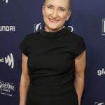 Jill Sobula, uma cantora, mais conhecida por seu single pioneiro de 1995, beijei uma garota, morreu aos 66 anos. Sobulla morreu tragicamente em um incêndio em casa em Minneapolis na manhã de quinta -feira, de acordo com a Variety; Na foto em março de 2023 em Beverly Hills