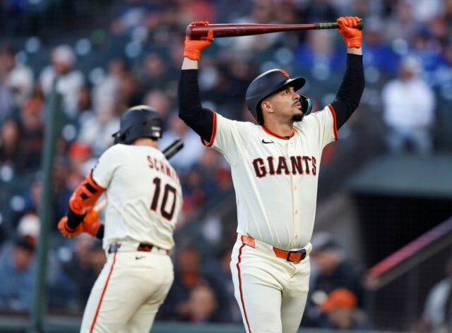 Kis Bubic #50 do Kansas City Royals contra o San Francisco Giants no primeiro turno em Oracle Park 19 de maio de 2025 em São Francisco, Califórnia. (Foto Ezra Shaw/Getty Images)