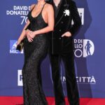 Kylie Jenner e Timothee Boy finalmente estrearam com o tapete vermelho quando Focall participou de 70 na quarta -feira.