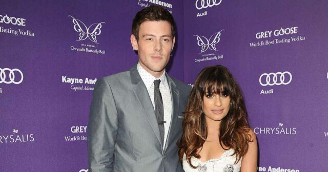 Como ler Michele homenageia Cory Monteith todos os anos desde sua morte