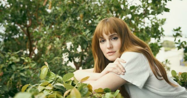 Leighton Meester: Mais do que apenas a esposa da namorada da Internet



