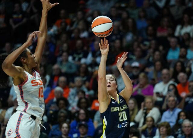 WNBA: Dallas Wings em Connectic Sun
