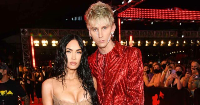 Metralhadora Kelly canta sobre querer um amante ficar comigo 5 meses depois que Megan Fox se separou