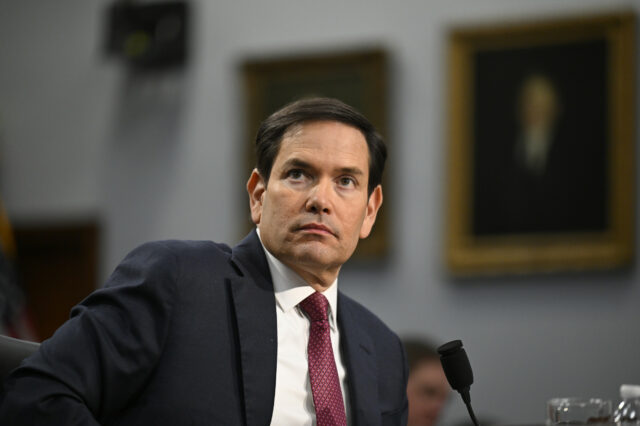 Marco Rubio anuncia o novo plano de revogar estudantes chineses

