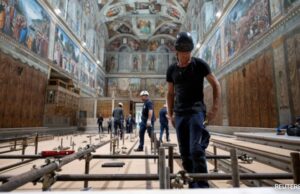 “Michelangelo encontra James Bond”: o processo secreto de eleição do novo papa "Michelangelo encontra James Bond": o processo secreto de eleição do novo papa