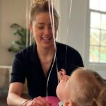 Momentos mais doces de Amber Heard com sua filha Oonagh
