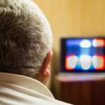 TV sentada