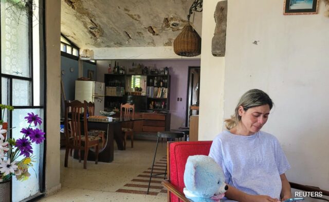 Mulheres deportadas dos EUA forçadas a deixar o marido e a filha para trás



