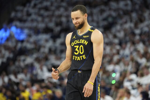 Steph Curry Warriors vs Timberwolves Jogo 1 Playoffs da NBA Segunda rodada