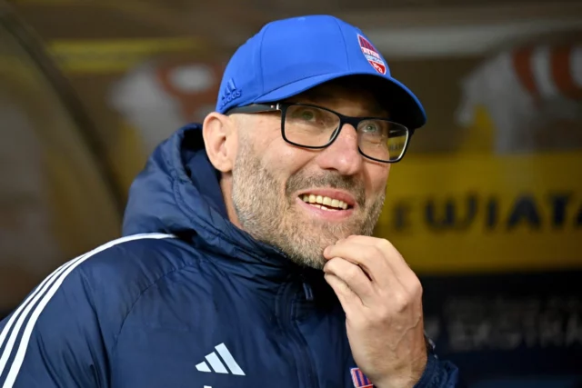 Na Premier League. Raków ofereceu dinheiro ao GKS para ganhar Lecha?

