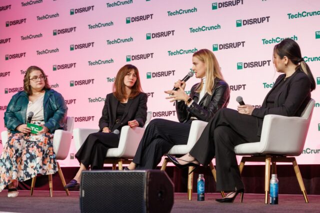 TechCrunch Sessions: Ai Artemis Seeford e Ion Stoica