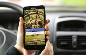 O Airbnb lança silenciosamente um bot de atendimento ao cliente baseado em IA para os EUA Airbnb app